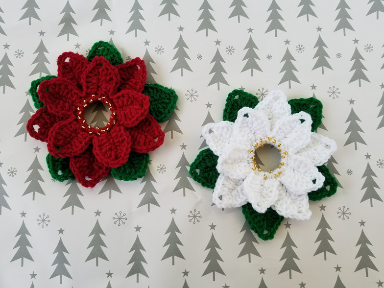 Ravelry: Heart Wreath pattern by Erica Fedor